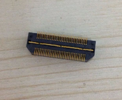 QTH-030-01-L-D-A Samtec连接器 间距0.5 30PIN 两边60PIN 型号：QTH-030-01-L-D-A 产品图