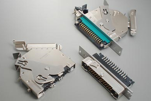QE6R040LD01 Panel-to-wire/ Board-to-Wire, Crimp and solder connection, Lever mating type, EMI countermeasure 产品图