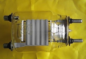FU-33 high-frequency electron tube product photo