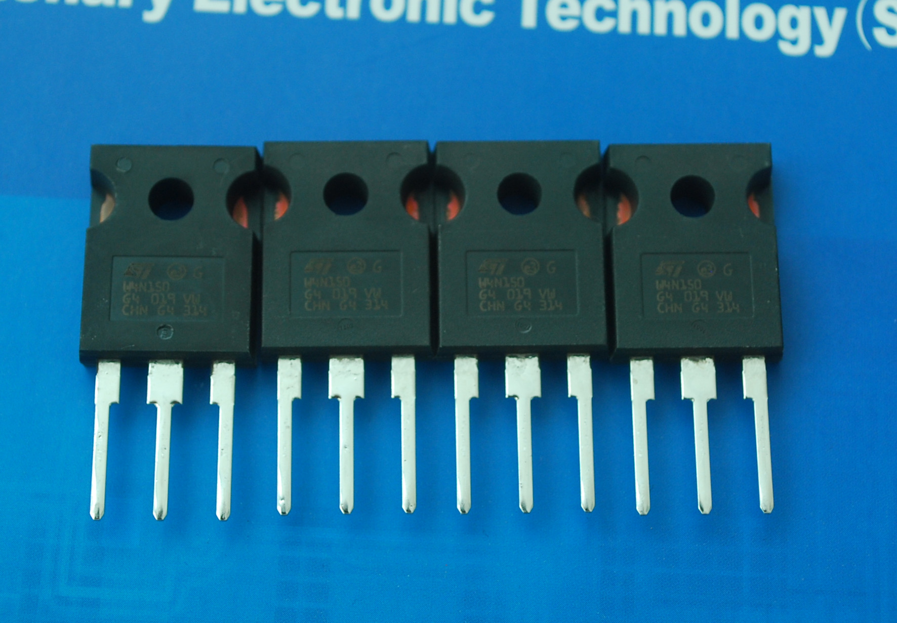 STW4N150 高压场效应管MOSFET N 1500V TO-247 product photo