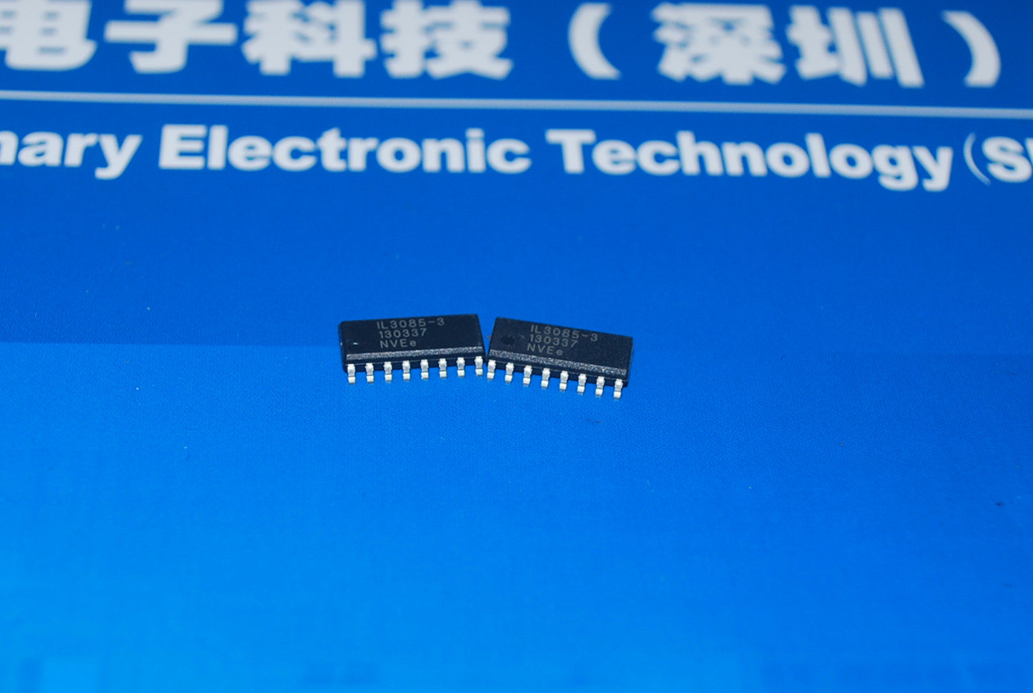 IL3085-3E 带隔离 RS485接口芯片 产品图
