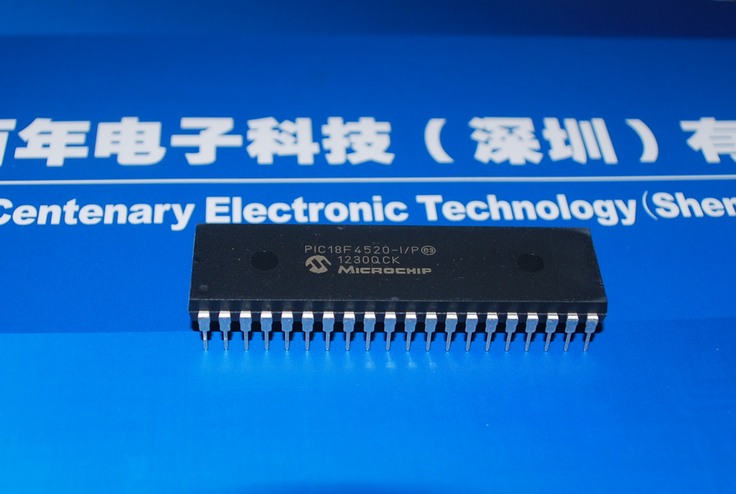 PIC18F4520-I/PT 全新原装 产品图