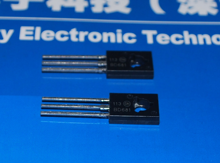 BD681 Complementary Silicon Power Darlington Transistors(互补硅功率达林顿晶体管) product photo