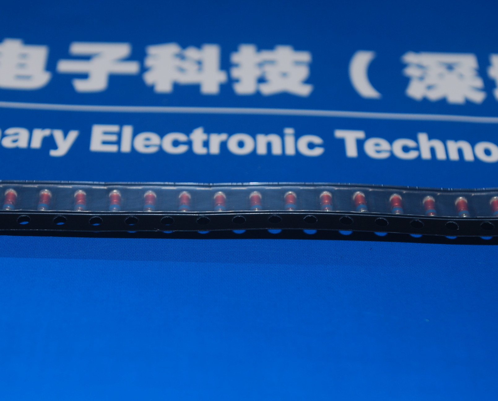 ZMM15V 贴片稳压二极管 product photo