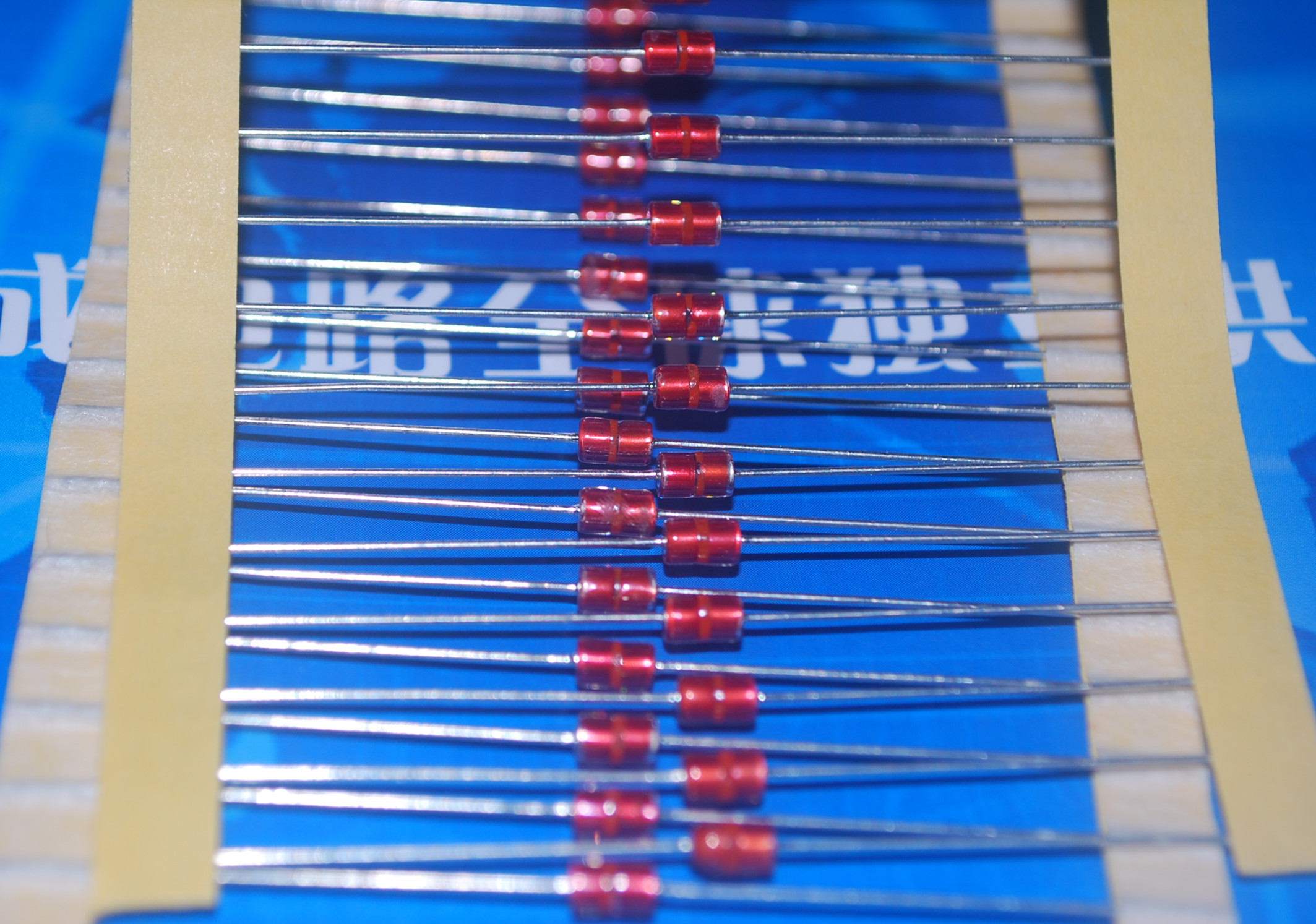 P0080SB 4KV防雷保险管 product photo