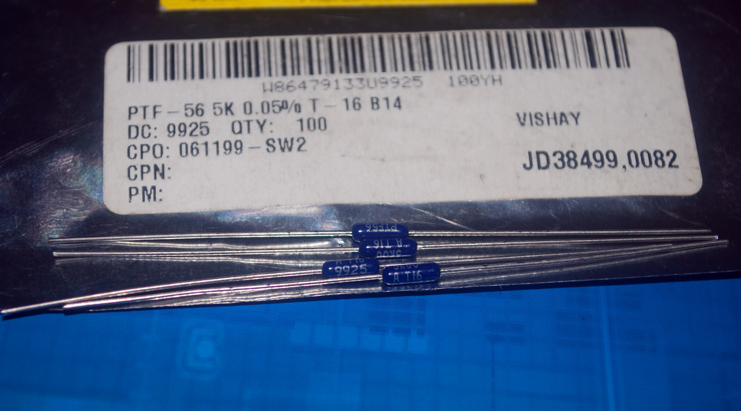 PTF65250R00AY250R Vishay  军工精密电阻(1/2W) PTF65250R00AY250R 0.05% 10PPM 产品图