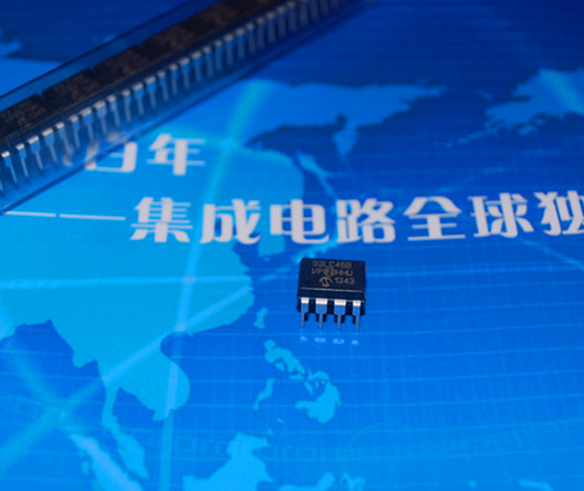 PIC93LC46B-I/P 全新原装 产品图