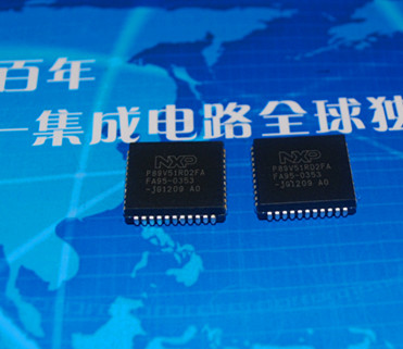P89LV51RD2BA 位80C51的3 V低功耗64 kB闪存1 KB RAM内存控制器 产品图