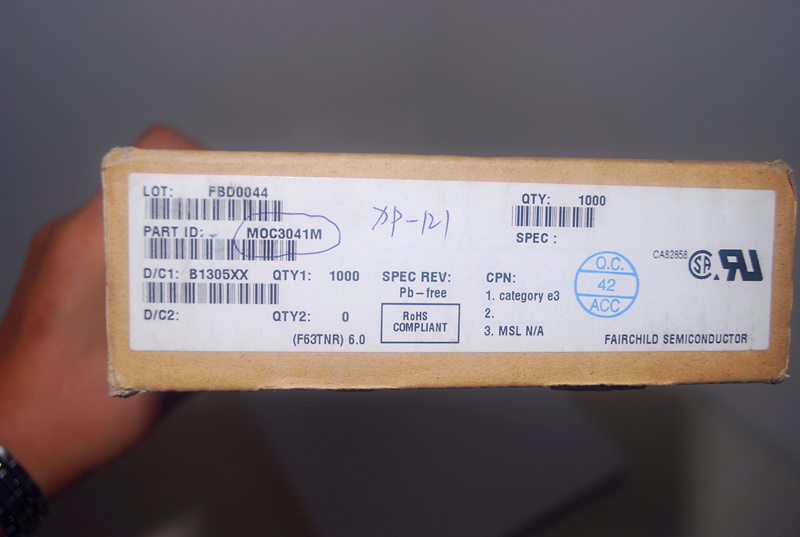 MOC3041M 驱动光电藕合器 产品图