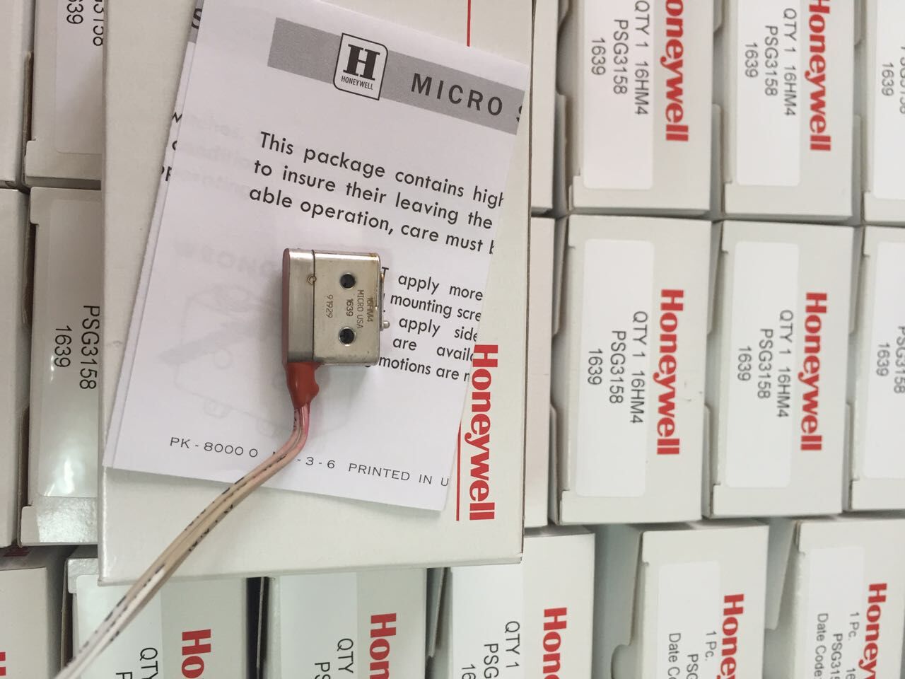 16HM4 霍尼韦尔 开关 原厂直供质量可靠价格优势货源渠道可追溯 product photo