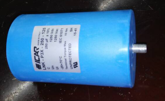 LNK-P3X-250-125 ICAR 电容250UF  1250V  M8 电容器 6-8周交期，价格请联系销售人员。 product photo