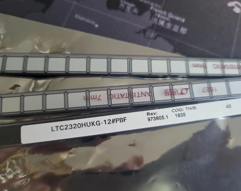LTC2320HUKG-12#PBF 8-Channel Quad ADC SAR 1.5Msps 12-bit Serial (SPI)/LVDS Automotive 52-Pin QFN EP product photo