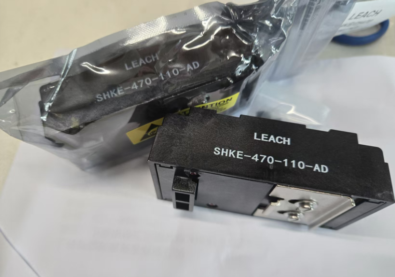 SHKE470-110-AD 继电器座 product photo
